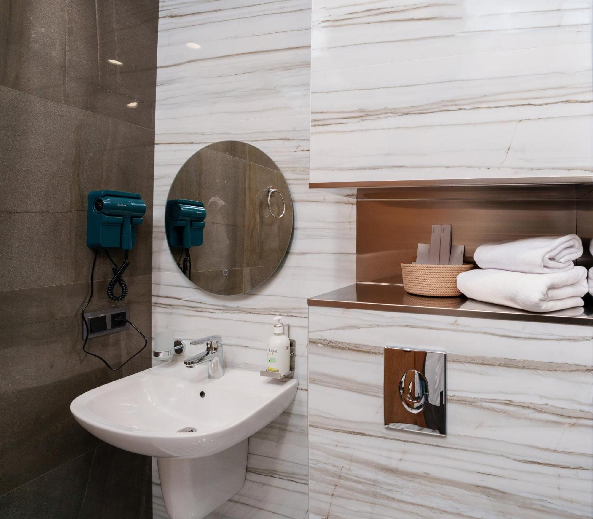 Revive Boutique Hotel 예레반 외부 사진