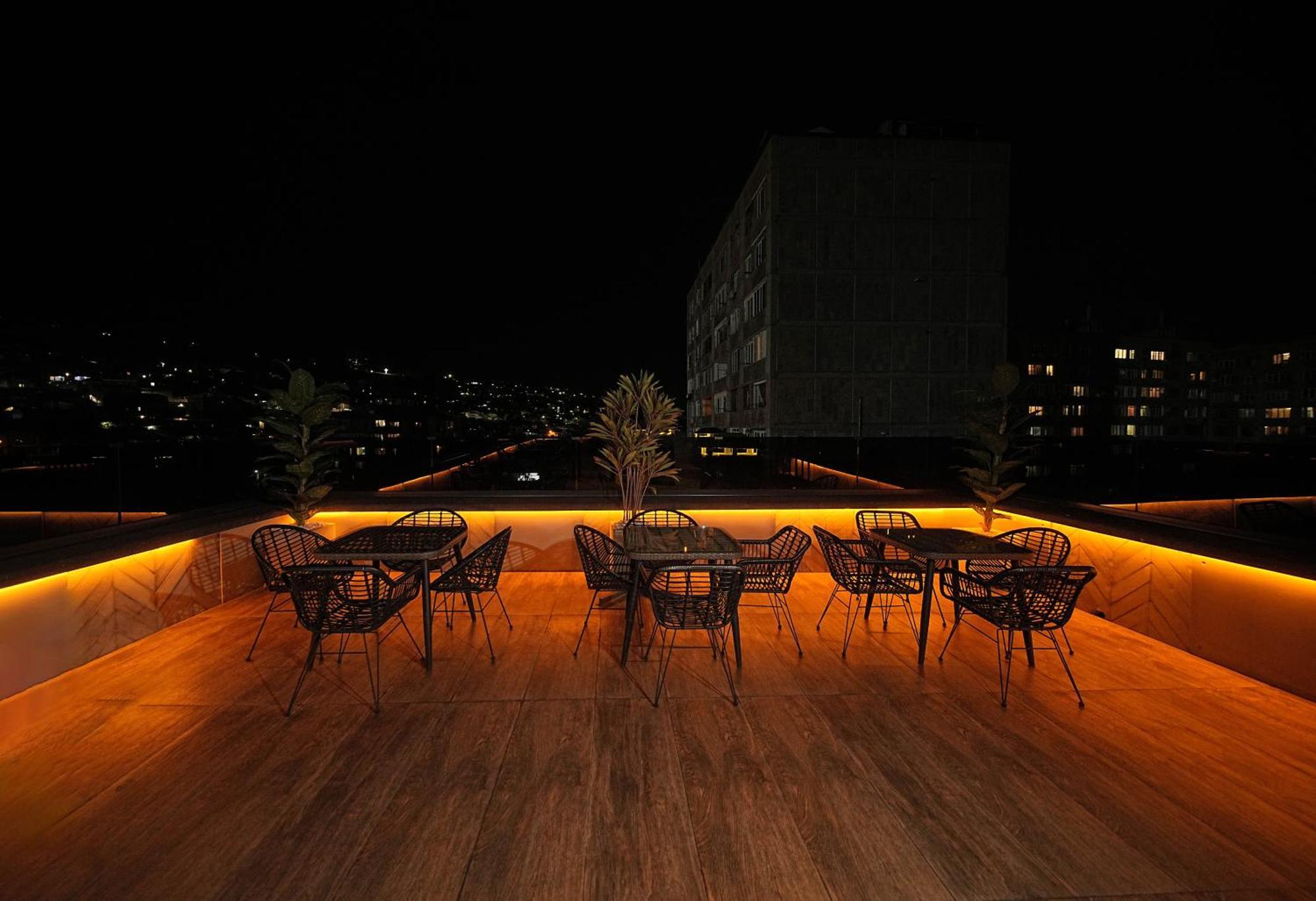 Revive Boutique Hotel 예레반 외부 사진